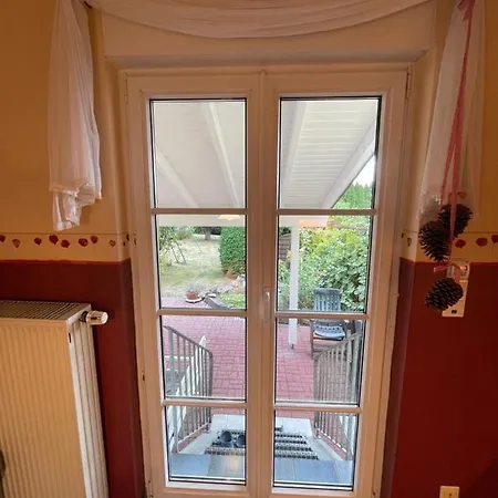 Zentralgelegene, Gemutliche Ferienwohnung In 公寓